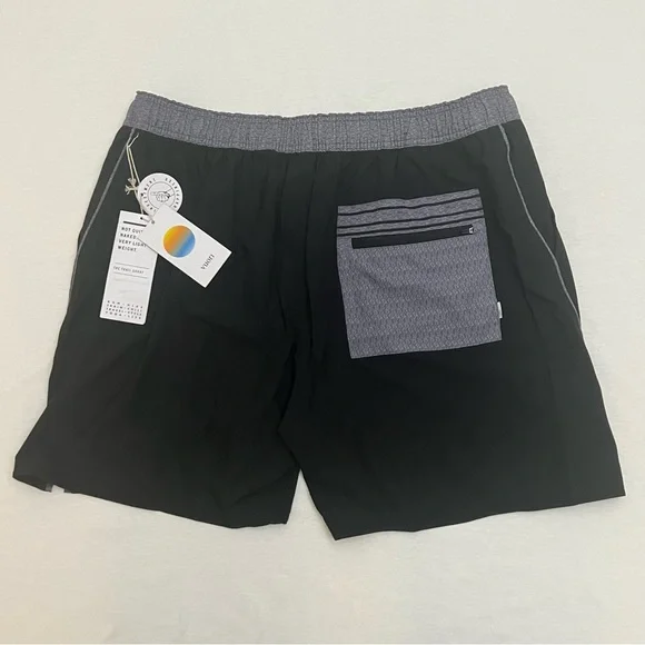Vuori Mens Trail Shorts 6.5 Inch Inseam Lined Size XXL Black NWT $68 MSRP - Picture 5 of 6